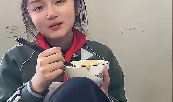 开云app-用10块钱，两天赚80万，小女孩的“神操作”真让人震惊！