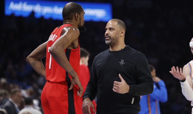 官方入口-张佳玮：把KD用成了约基奇乌度卡在想什么？防守端也没保护好他