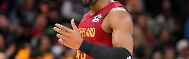 体育平台-切特30+14+5+2+4无缘今日最佳！对不起，你碰到创纪录的米切尔了