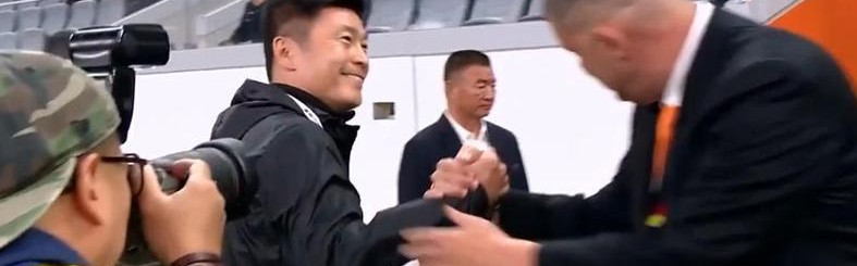 体育平台-英博没踢好怪洋助教？指挥与调整仍是李国旭！球迷：老板别喊话了